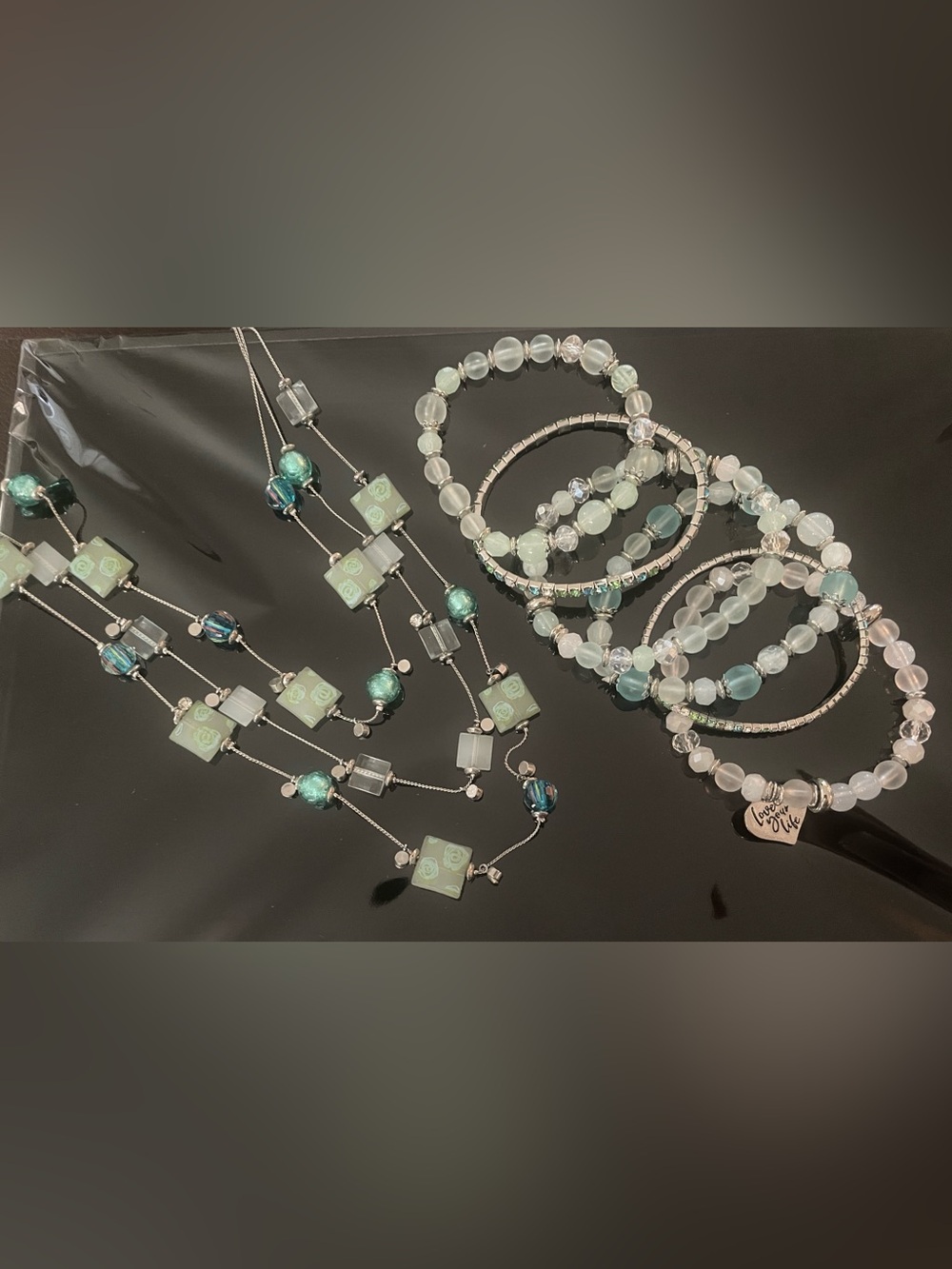 Multi-Strand Seafoam Green Beaded Necklace and Bracelet Set-EUC 7 piece set